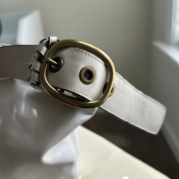 Coach White Sling /Shoulder Leather Bucket Bag - Picture 4 of 13